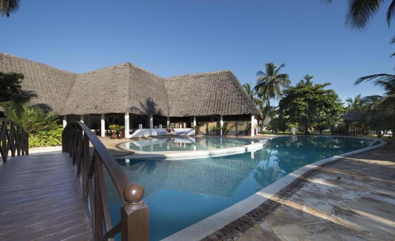 Uroa Bay Resort 4*