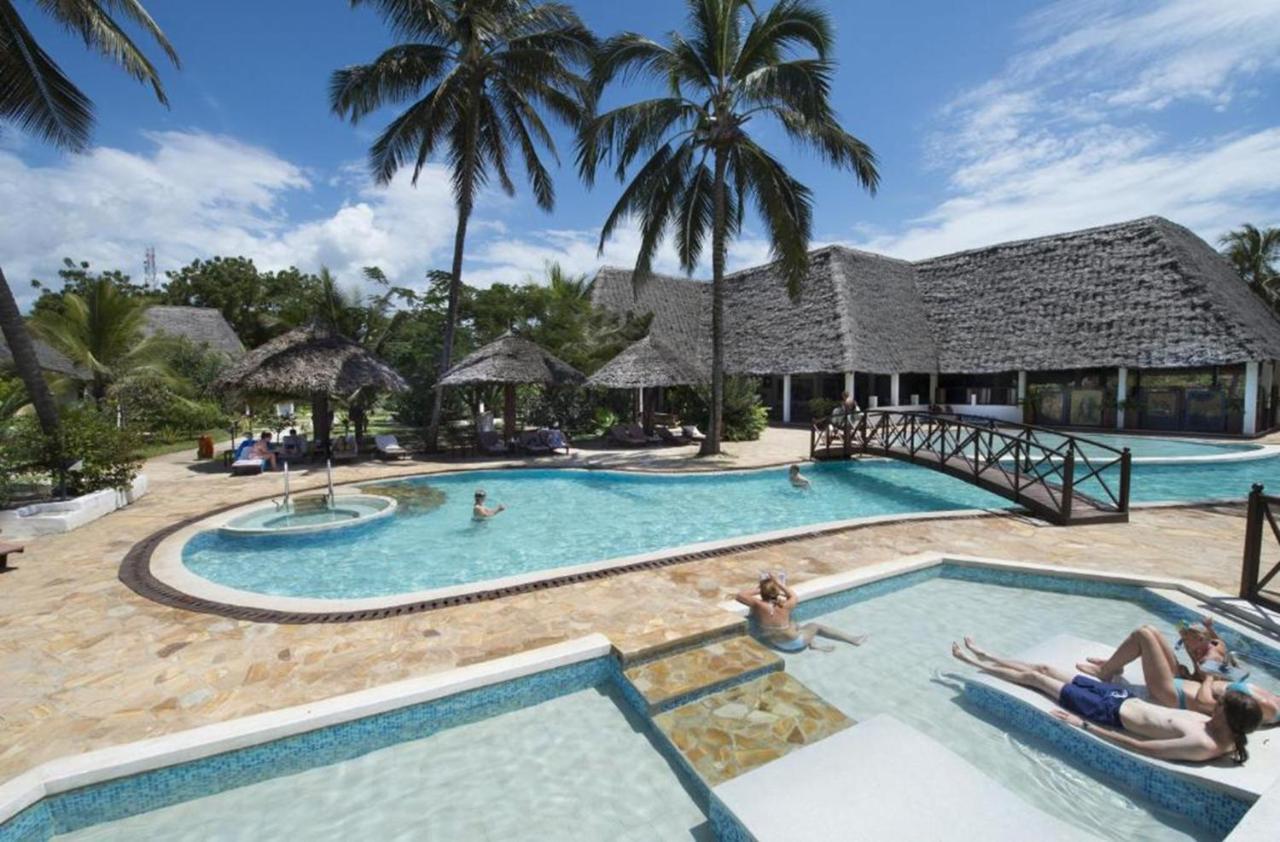 Resort Uroa Bay 4*